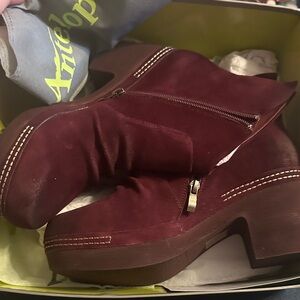 Antelope Women's Deep Red Heeled Boots